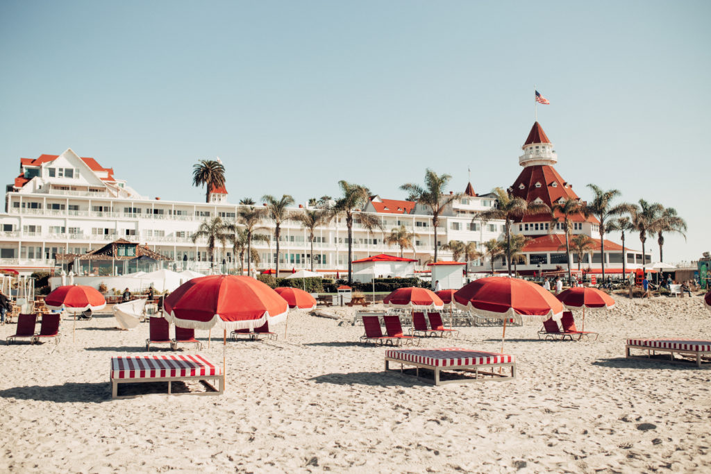 San Diego Travel Guide for the perfect California weekend getaway 🌴✨ Plan your San Diego vacation with my recs for your San Diego bucket list, San Diego Instagram spots, San Diego restaurants and San Diego beaches. Lay out on the beach at La Jolla Shores, dine on Mexican food in Old Town San Diego, explore Hotel del Coronado, and enjoy a night out in the Gaslamp Quarter. #sandiego #sandiegocalifornia #visitsandiego