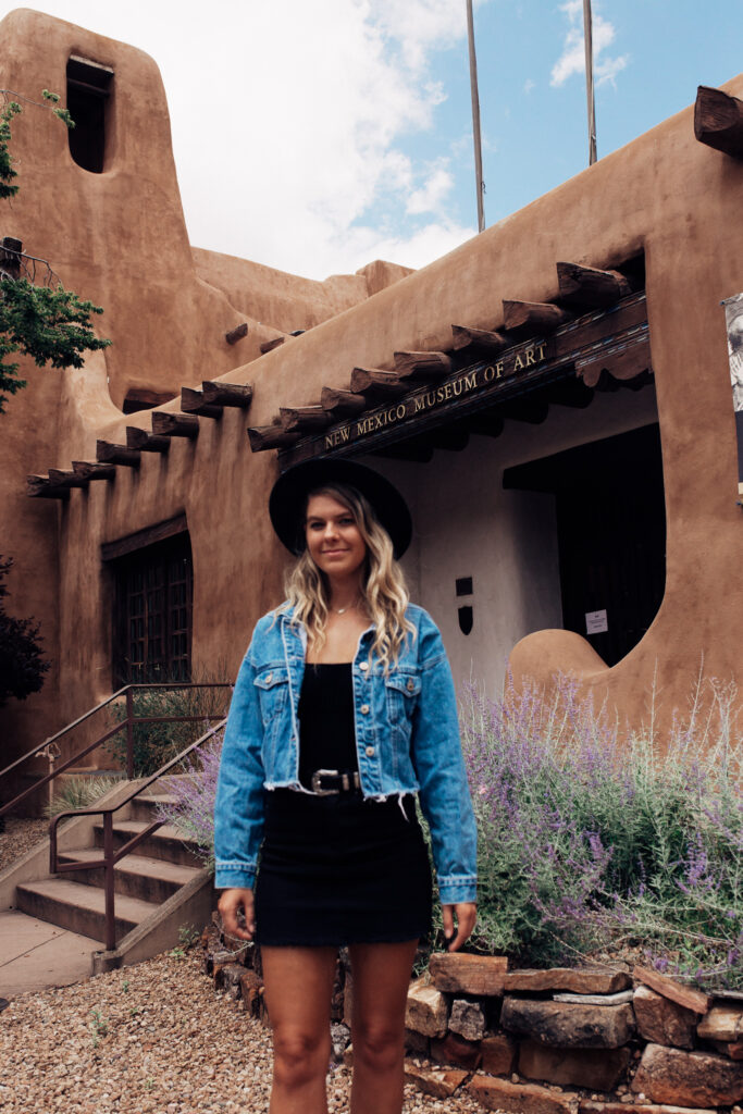 The ultimate travel guide to the Land of Enchantment: New Mexico ✨ Explore the majestic sand dunes of White Sands New Mexico, wander through Native American art galleries in Santa Fe New Mexico, nosh at retro diners along Route 66 in Albuquerque New Mexico. Sharing all my favorite New Mexico road trip stops, from Santa Fe to Ruidoso to Taos New Mexico to White Sands National Park and everywhere in between #newmexico #santafe #albuquerque